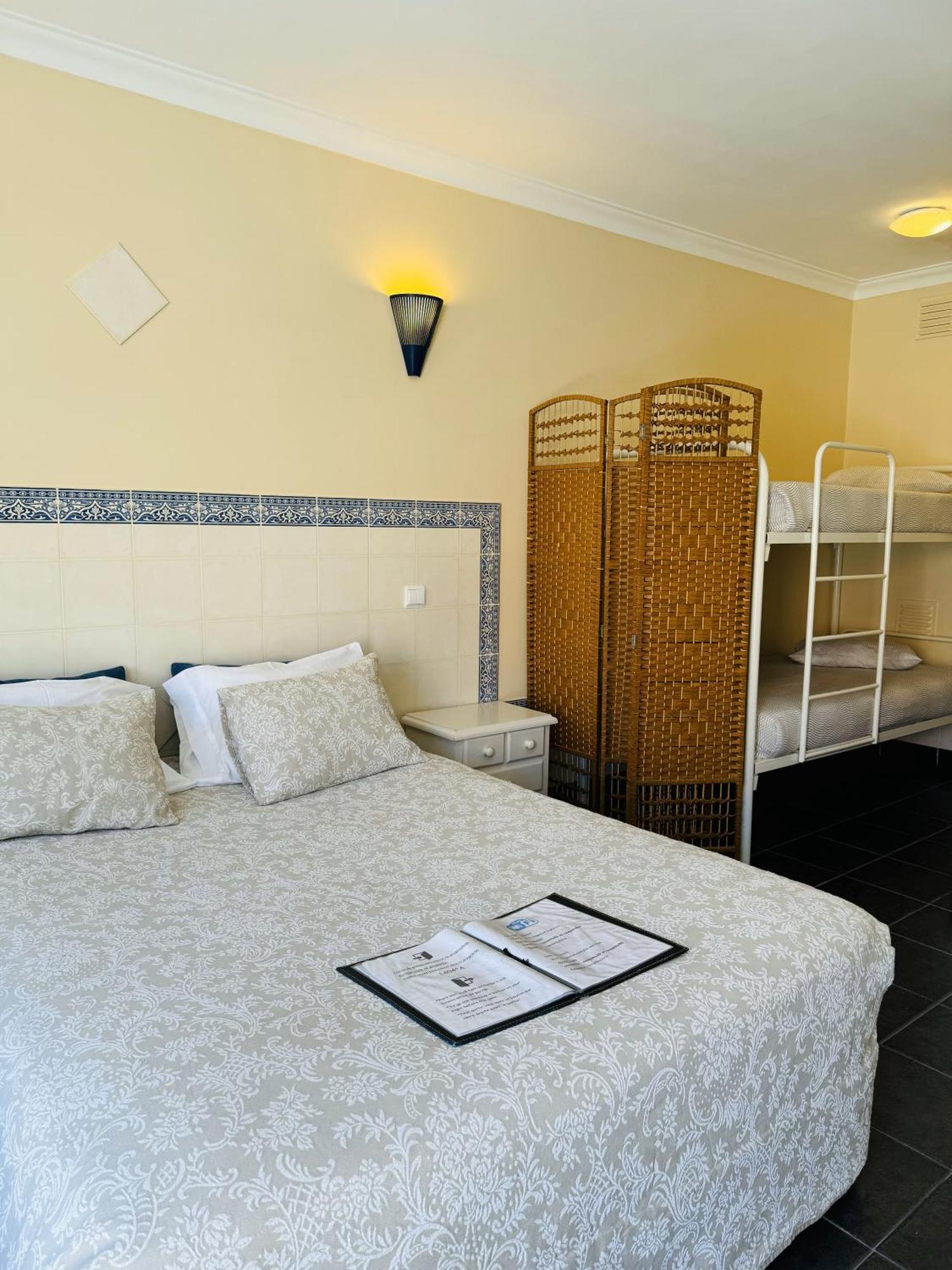 Casa Pinha Hotel Figueira da Foz Luaran gambar